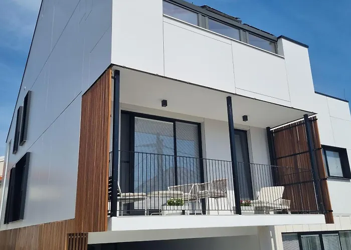 Delta House - Gama Апартаменты *